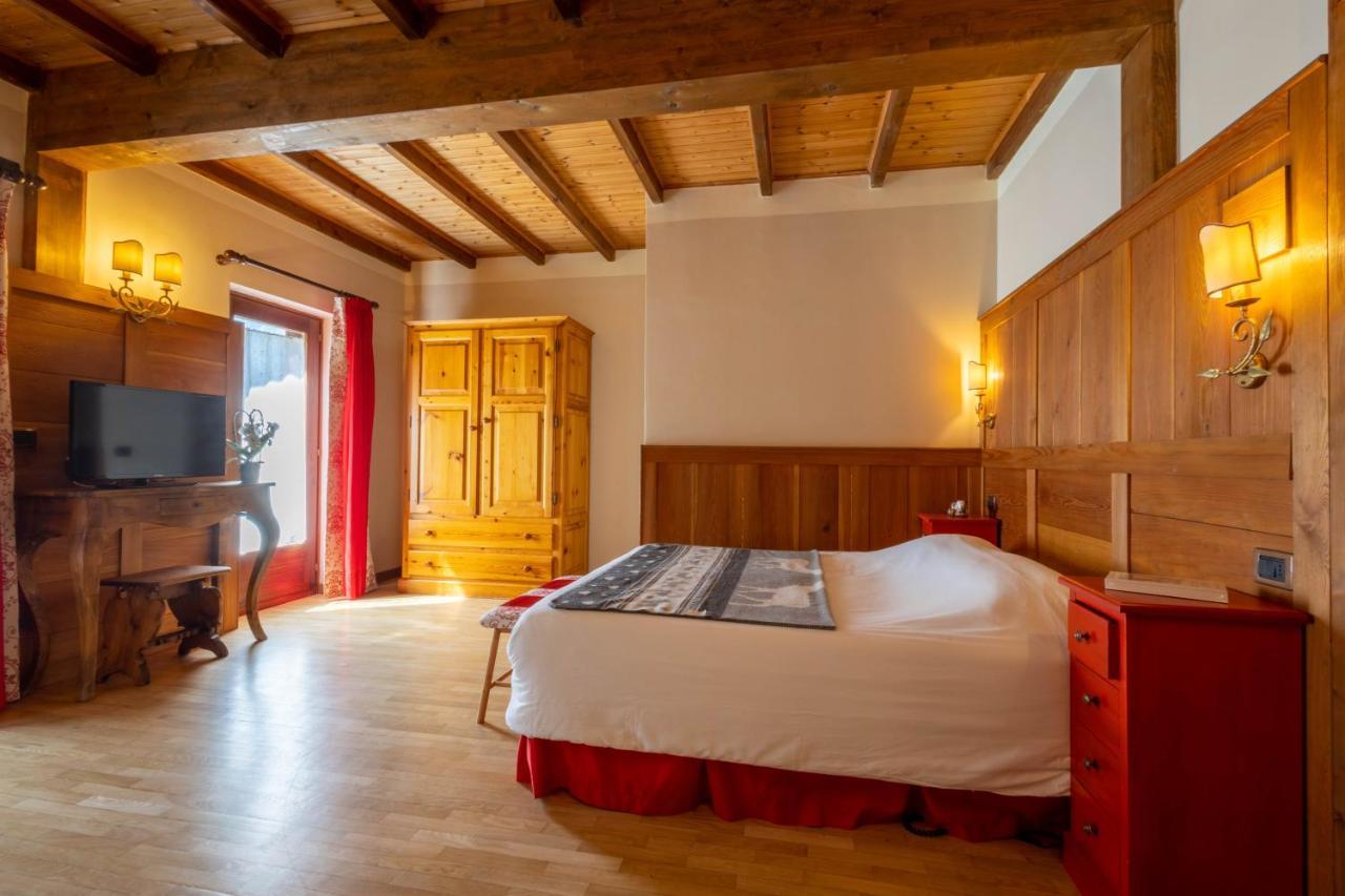 Alpine Forest Hotel Чамполук Екстериор снимка
